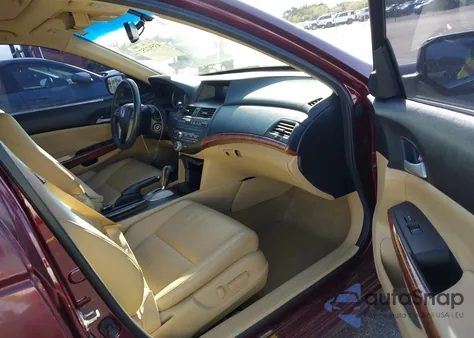 2012 Honda Accord 2.4 Ex-L z USA, uszkodzony, nr VIN 1HGCP2F81CA121721